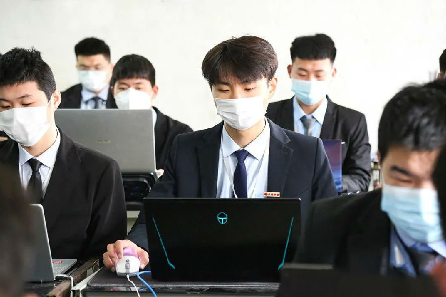 八维教育打造创新数据学习平台为学子职业生涯注入全新的发展动力