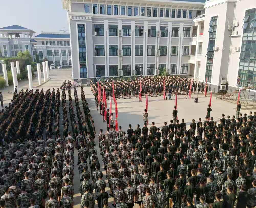 八维学校云计算专业引领技术实战新潮流锻造云端精英