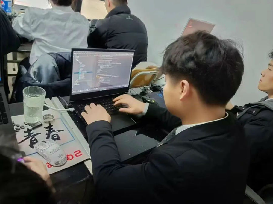 八维教育：AI监考来袭，教育未来已来
