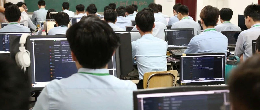 八维教育培养技能在手解锁科技未来！