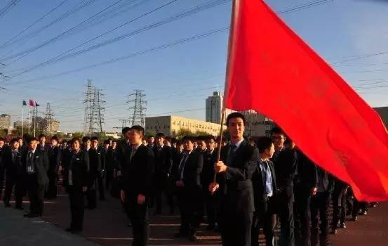 八维职业学校上海大数据专业就业喜报频传！