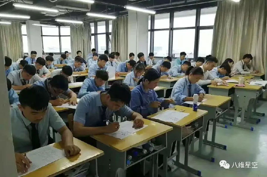 八维学校网络安全工程师专业锻造未来IT精英，从这里扬帆起航！
