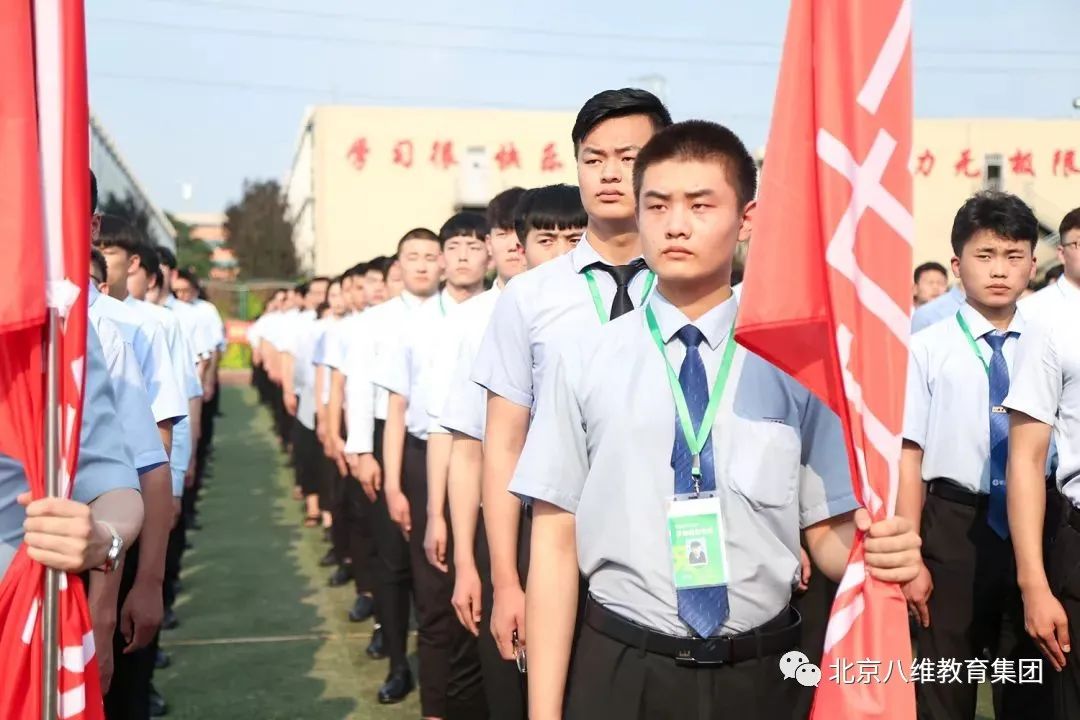 江苏宿迁八维学校：AI赋能未来教育新风尚，铸就未来AI领域精英！