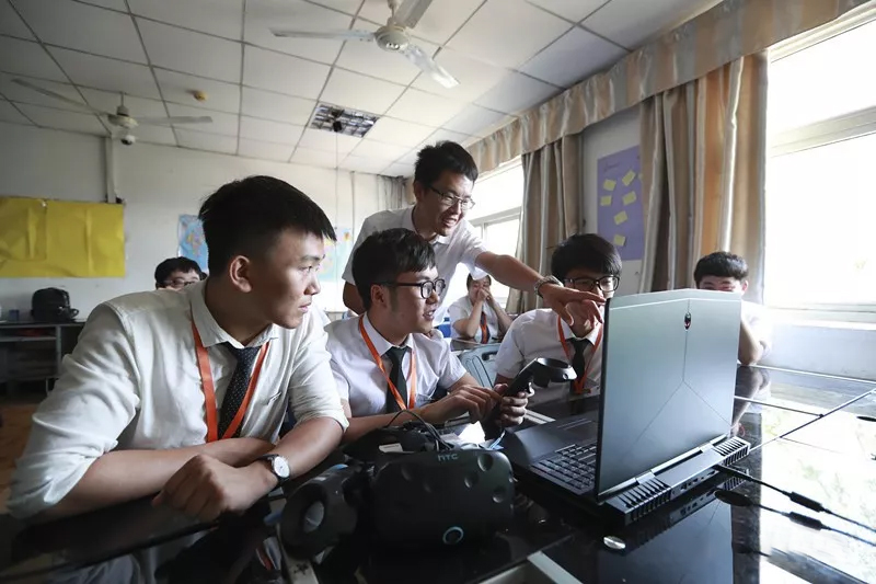 江苏宿迁八维教育：游戏开发专业的领航者，铸就游戏开发巨匠的黄金摇篮！