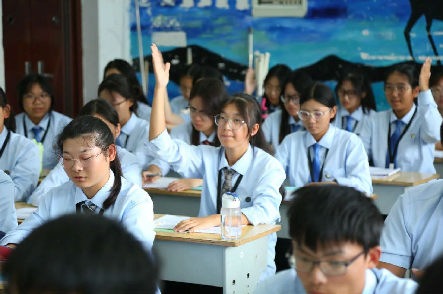 八维职业学校：职业教育新典范，技能人才的摇篮！